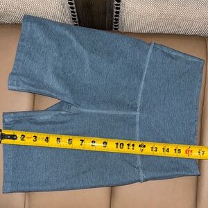 Beyond yoga teal biker shorts size small
